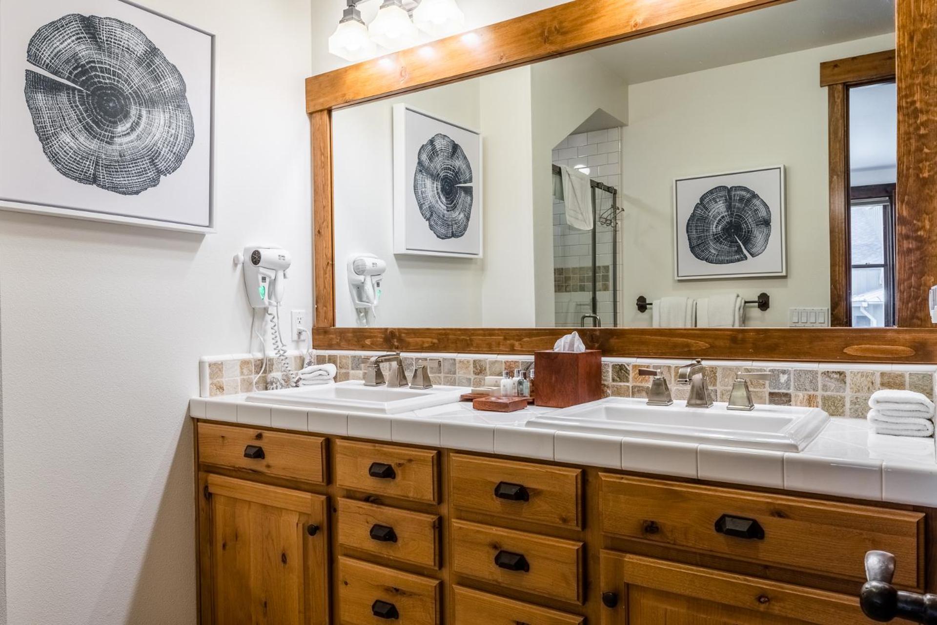 Juniper Springs Resort Mammoth Lakes Room photo